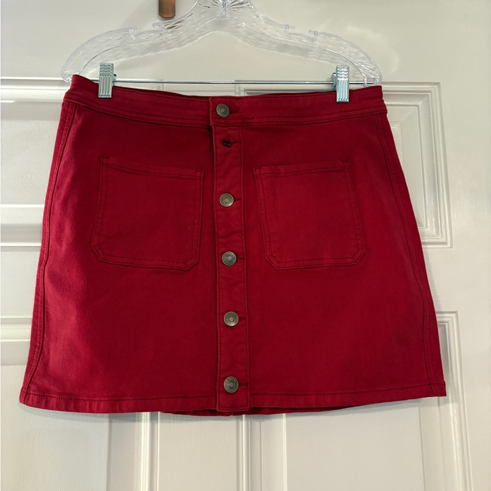 Red Button-Front Skirt Size L‎
